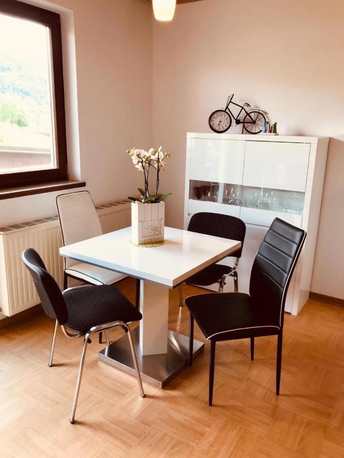 Ferienwohnung Resi Mit Traumhaftem Seepanorama Штайндорф-ам-Оссиахер-Зее Экстерьер фото